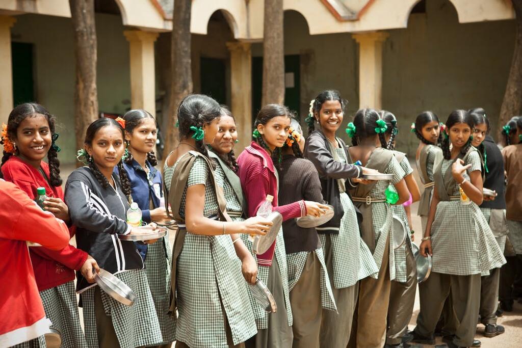 school-children-happy-food-159632